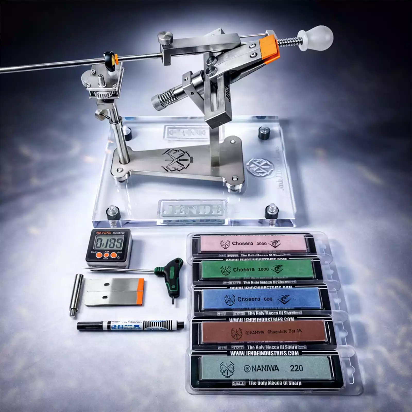 JIGS for Knives Knife Sharpening System featured on GeekyGadgets.com 2 jende jigs 2.0 sharpening system
