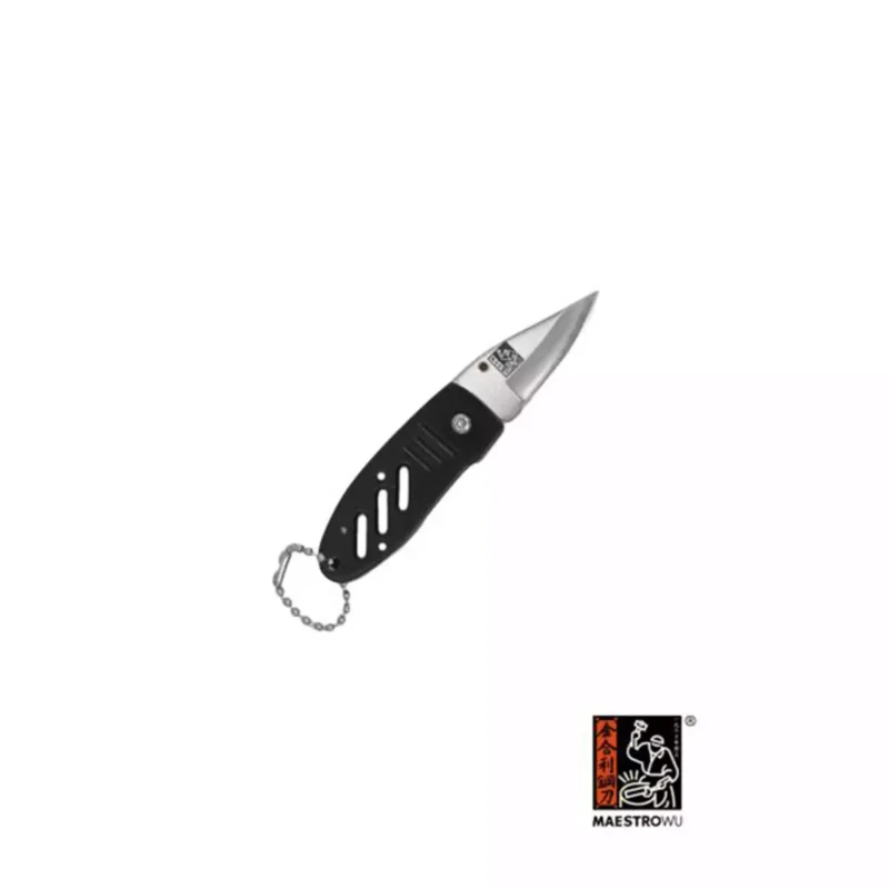 black-folding-knife